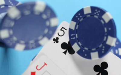 The Evolution of Online Gambling: From Virtual Dice to Live Dealer Games